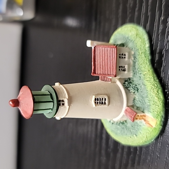 Lenox Thimble Lighthouses (set of 3) - Picture 7 of 9